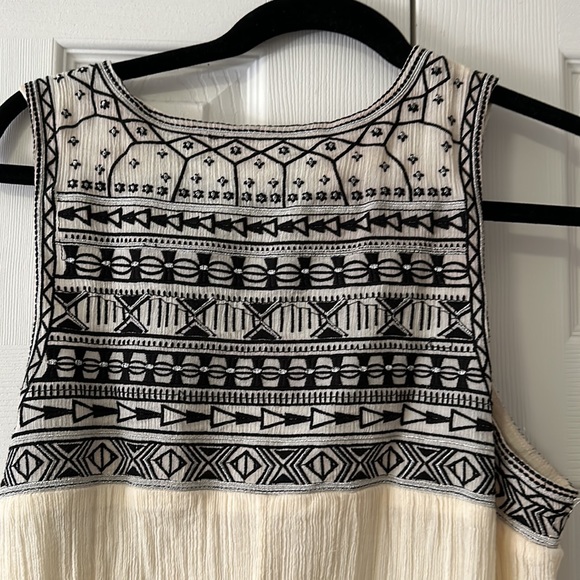 Cute dress - Picture 4 of 5